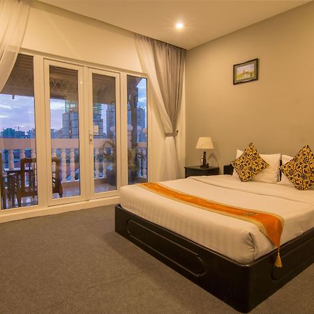 Diamond Palace Hotel Phnom Penh Ngoại thất bức ảnh