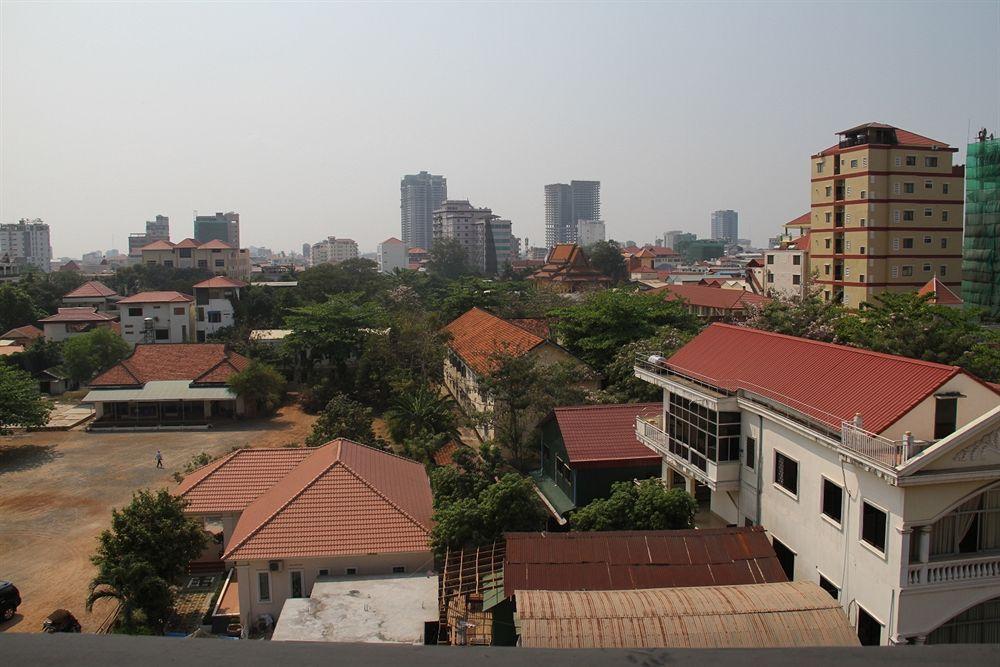 Diamond Palace Hotel Phnom Penh Ngoại thất bức ảnh