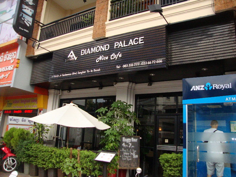 Diamond Palace Hotel Phnom Penh Ngoại thất bức ảnh